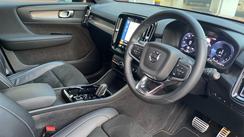 Volvo Xc40 1.5 T4 Recharge PHEV R DESIGN 5dr Auto Estate